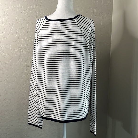 Norton Studio blue and white long sleeve crewneck sweater decorative buttons XL - Picture 5 of 10